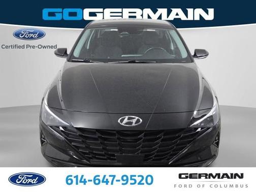 Onyx Black 2023 Hyundai ELANTRA SEL