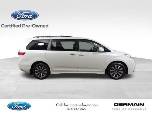 2020 Toyota Sienna XLE