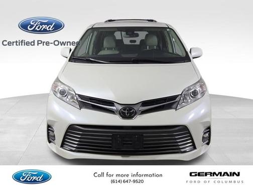 2020 Toyota Sienna XLE