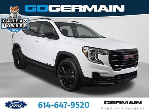 Summit White 2023 GMC Terrain SLT