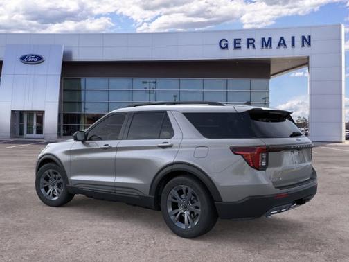 Carbonized Gray Metallic 2026 Ford Explorer Active