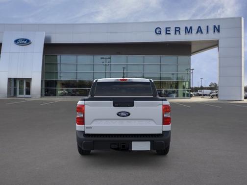 Space White Metallic 2026 Ford Maverick LARIAT
