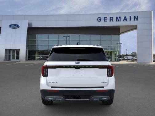 Star White Metallic Tri-Coat 2026 Ford Explorer Active
