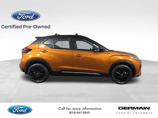 2022 Nissan Kicks SR