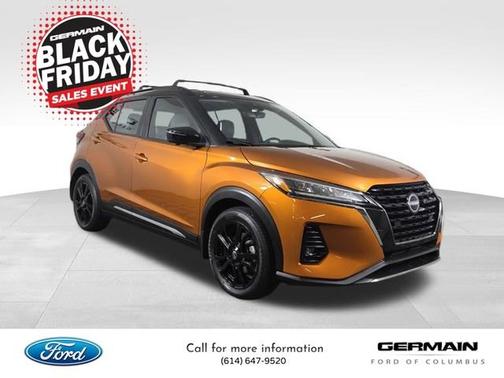 2022 Nissan Kicks SR