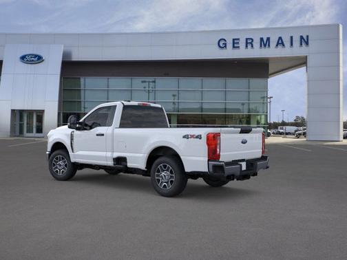 2025 Ford F-350 XLT