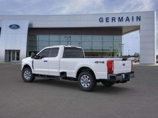 2025 Ford F-250 XLT