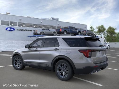 Carbonized Gray Metallic 2026 Ford Explorer Active
