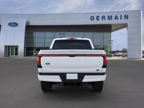 2025 Ford F-150 Lightning Platinum