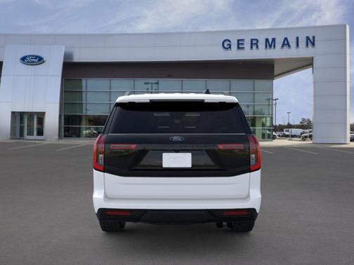 2025 Ford Expedition Tremor