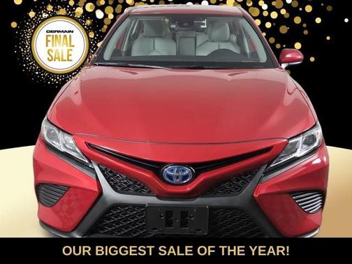 2020 Toyota Camry Hybrid SE