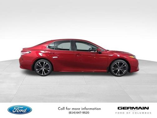 2020 Toyota Camry Hybrid SE