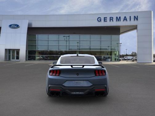 2025 Ford Mustang Dark Horse