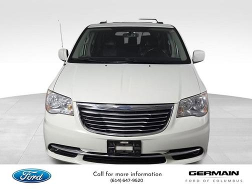 2013 Chrysler Town & Country Touring