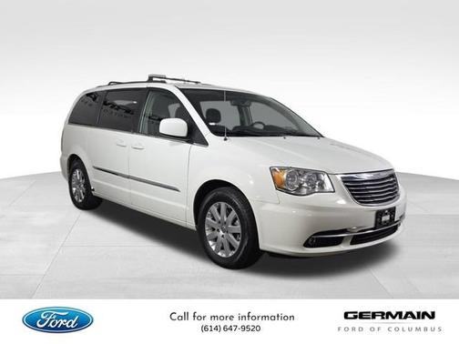 2013 Chrysler Town & Country Touring