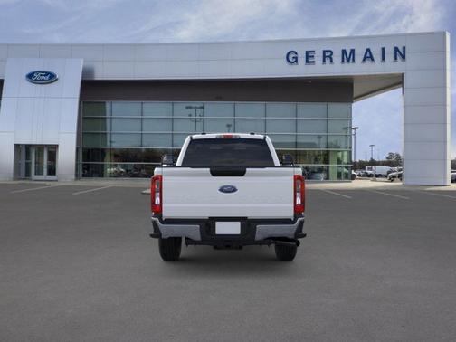 2025 Ford F-250 XLT