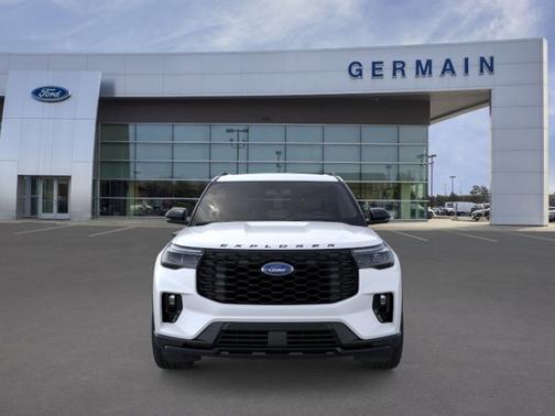 Star White Metallic Tri-Coat 2026 Ford Explorer ST-Line