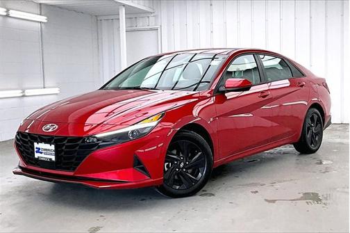 2021 Hyundai ELANTRA SEL