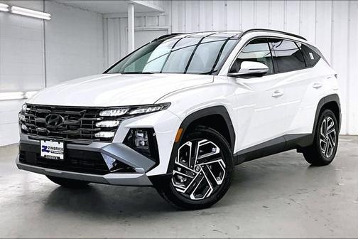 White 2025 Hyundai TUCSON Limited