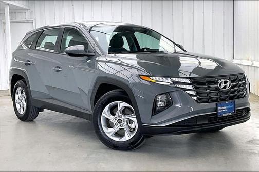 Gray 2024 Hyundai TUCSON SE