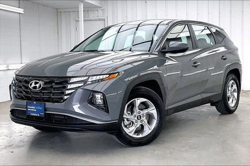 Gray 2024 Hyundai TUCSON SE