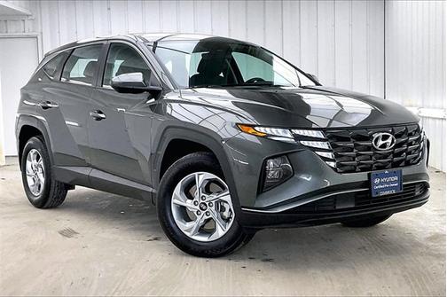 2023 Hyundai TUCSON SE
