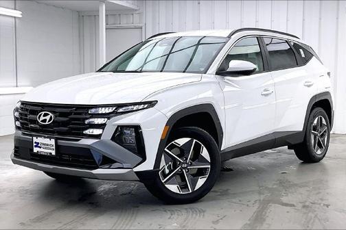 White 2026 Hyundai TUCSON Hybrid SEL