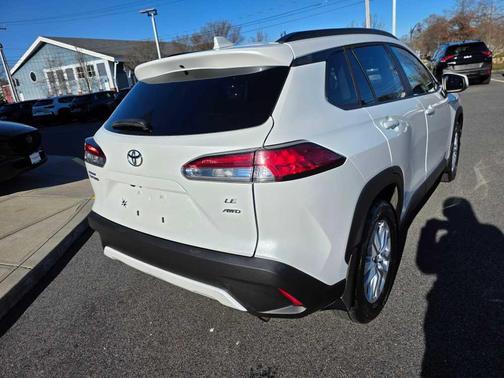 2022 Toyota Corolla Cross LE