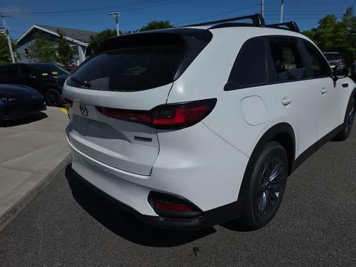Rhodium White Premium 2026 Mazda CX-70 PHEV SC Plus