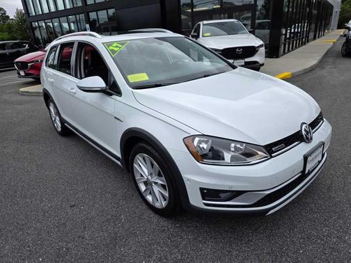 2017 Volkswagen Golf Alltrack TSI SE