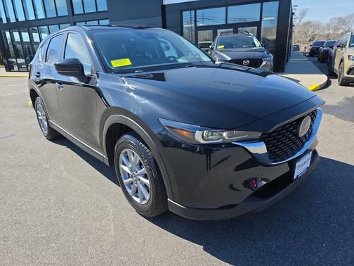 2023 Mazda CX-5 2.5 S Preferred Package