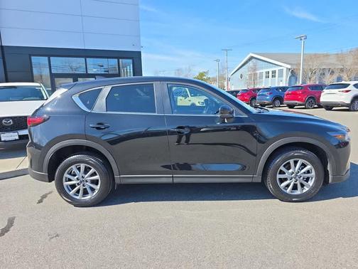 2023 Mazda CX-5 2.5 S Preferred Package