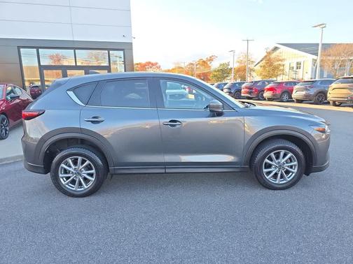 2022 Mazda CX-5 2.5 S Preferred Package