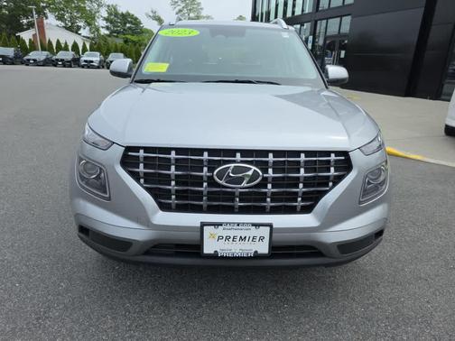 2023 Hyundai VENUE SEL