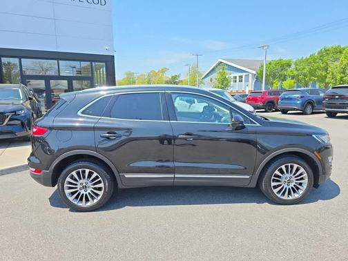 TUXEDO BLACK METALLIC 2015 Lincoln MKC Base