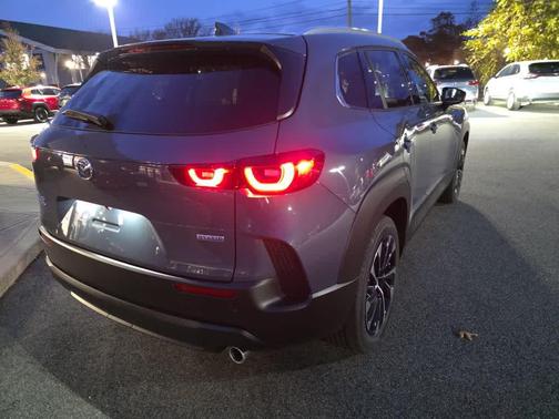 2026 Mazda CX-50 Hybrid Premium Plus