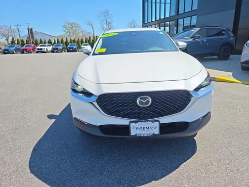 Snowflake White Pearl Mica 2022 Mazda CX-30 2.5 S Select Package