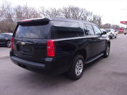 2019 Chevrolet Suburban LT
