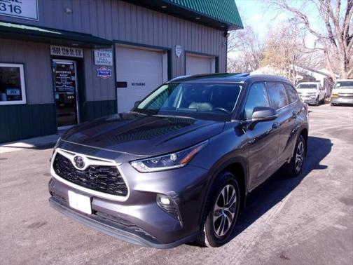 2021 Toyota Highlander XLE