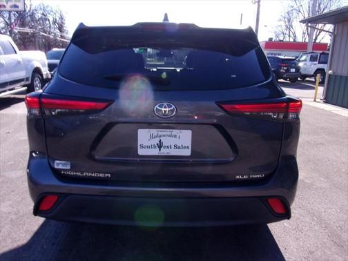 2021 Toyota Highlander XLE