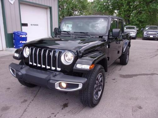 2023 Jeep Gladiator Overland