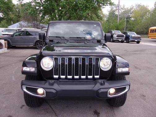 2023 Jeep Gladiator Overland