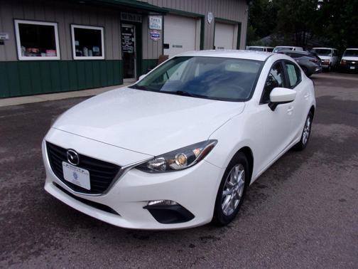 2016 Mazda Mazda3 i Sport