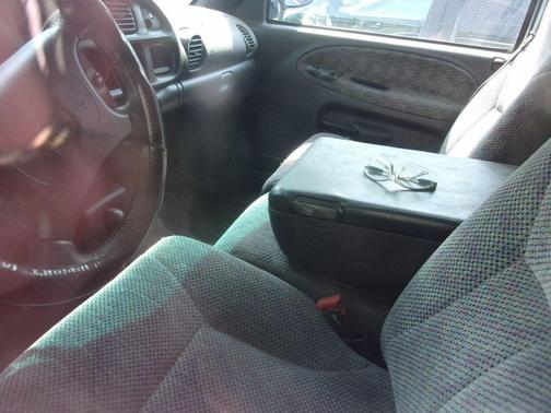1999 Dodge Ram 1500 Short Bed
