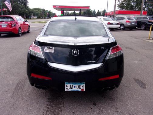 2010 Acura TL Technology