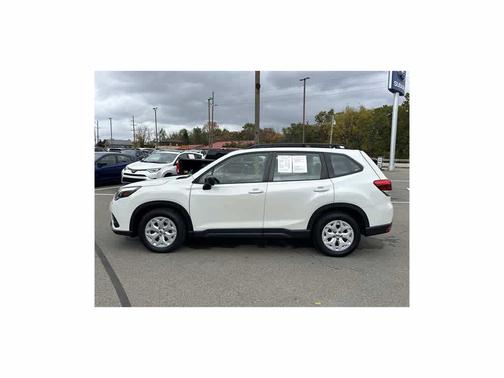 2022 Subaru Forester Base