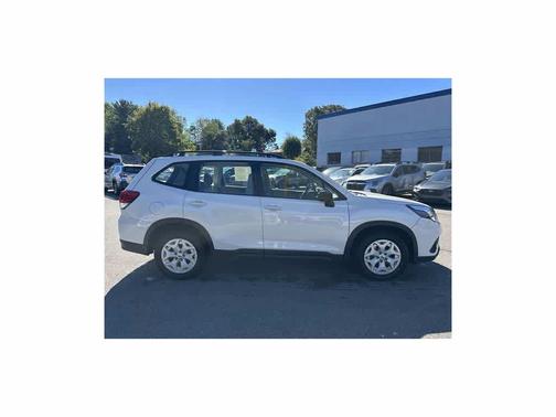 2022 Subaru Forester Base