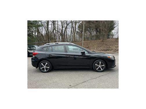 2023 Subaru Impreza Premium