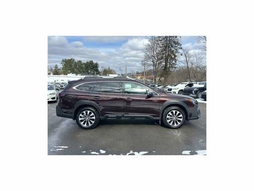 2025 Subaru Outback Touring XT