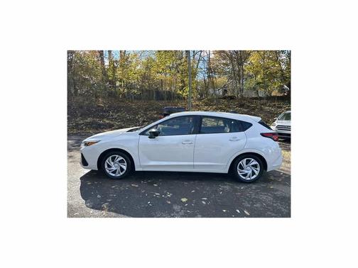 2024 Subaru Impreza Base
